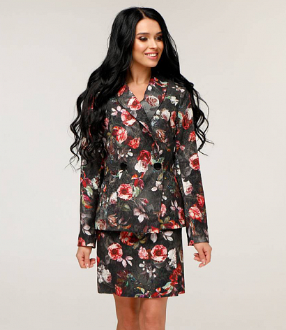 Костюмы Костюмы